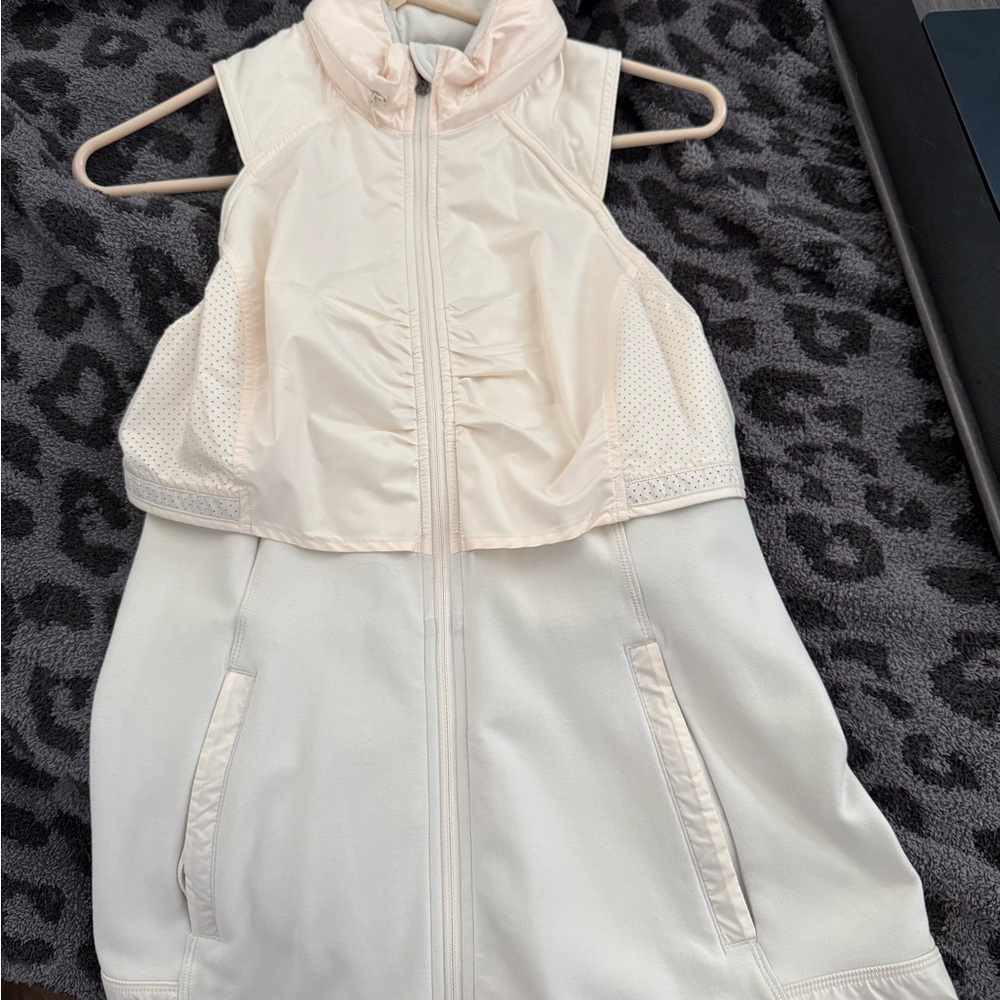 lululemon Running Vest women’s size 6